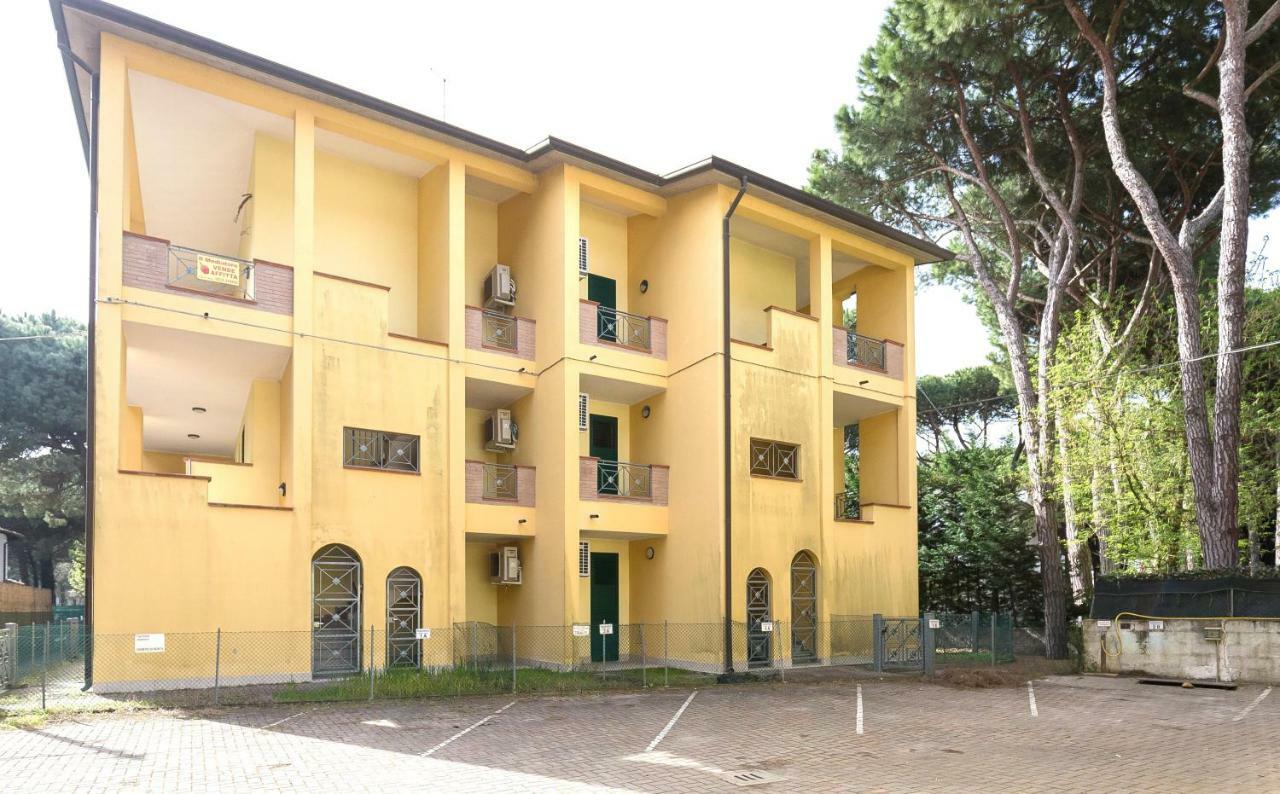 Le Terrazze Apartments リド・ディ・スピーナ エクステリア 写真